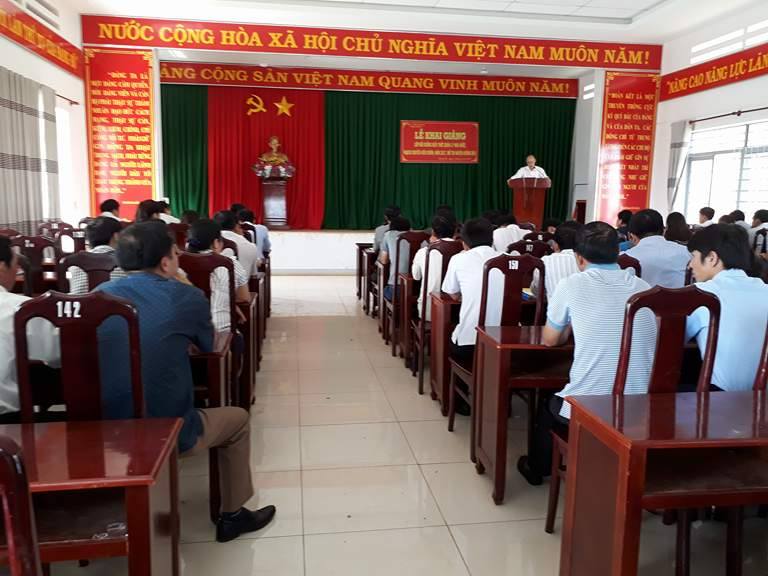 Khai giảng lớp Bồi dưỡng ngạch Chuyên viên chính năm 2017 cho cán bộ, công chức, viên chức